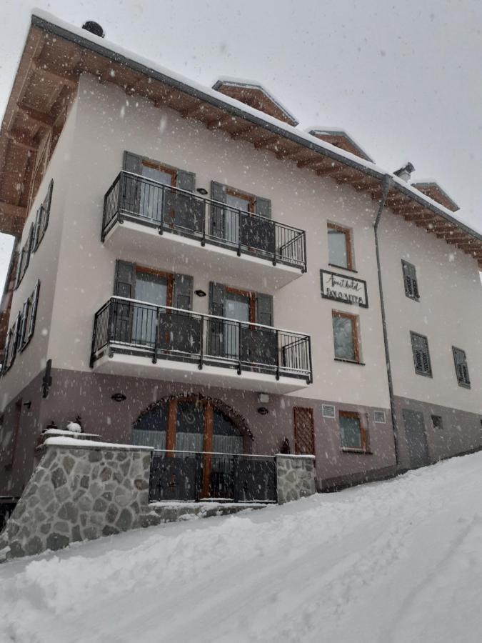 Aparthotel Dolomites Living&Relax Коммеццадура Экстерьер фото