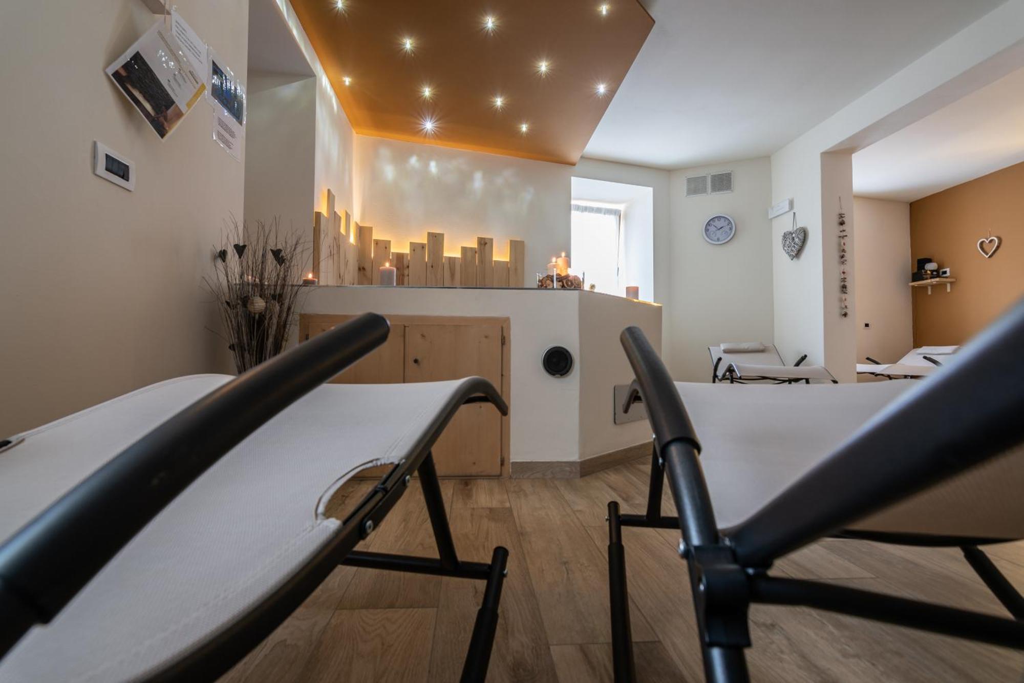 Aparthotel Dolomites Living&Relax Коммеццадура Экстерьер фото