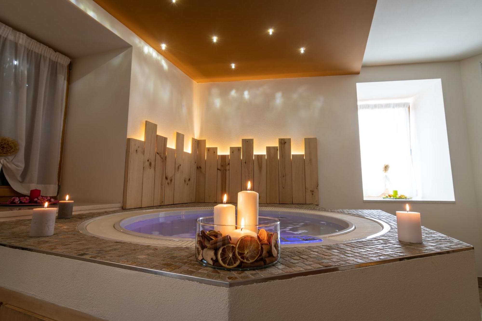 Aparthotel Dolomites Living&Relax Коммеццадура Экстерьер фото