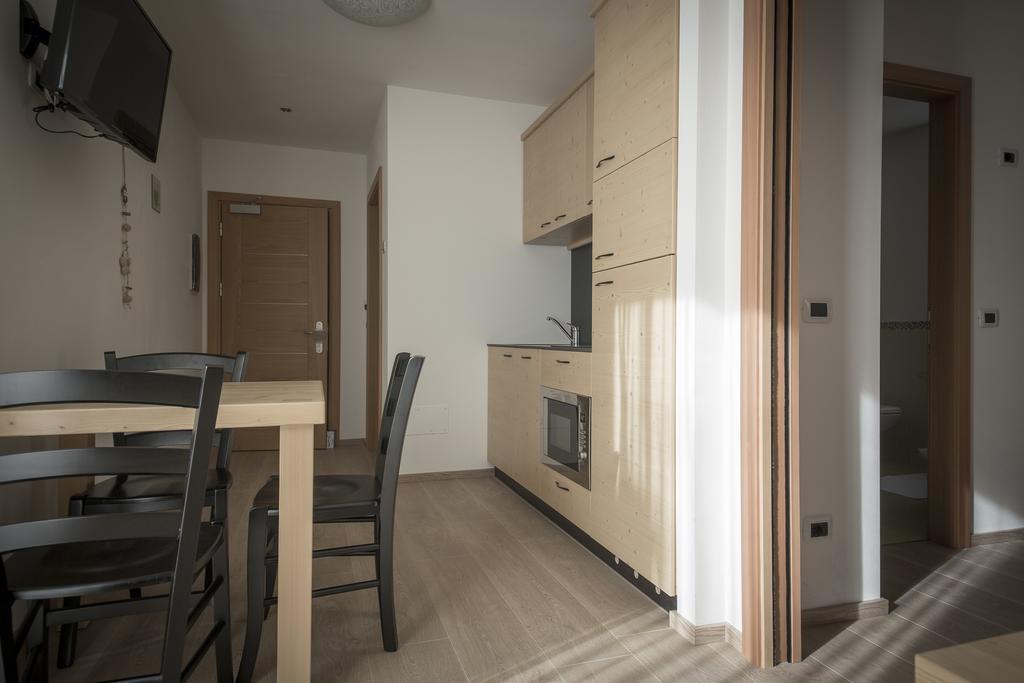 Aparthotel Dolomites Living&Relax Коммеццадура Экстерьер фото